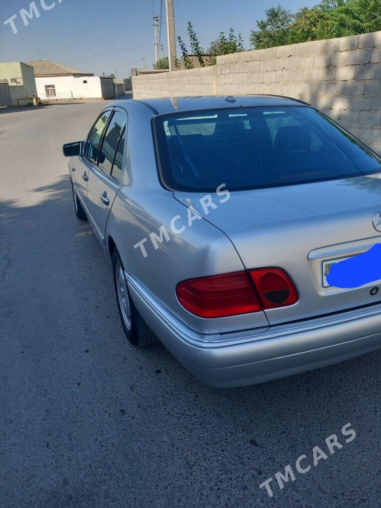 Mercedes-Benz E430 1999 - 85 000 TMT - Bäherden - img 2
