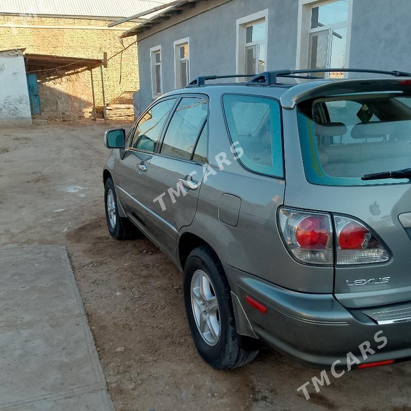 Lexus RX 300 2002 - 210 000 TMT - Керки - img 6