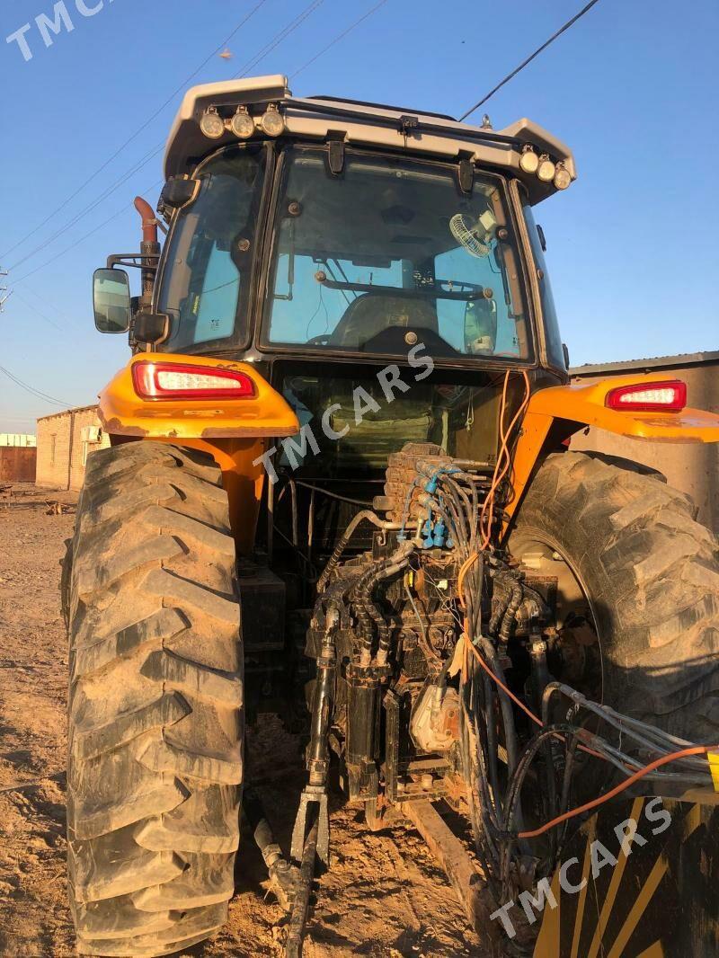 Case STX325 Accusteer 2023 - 410 000 TMT - Серахс - img 4