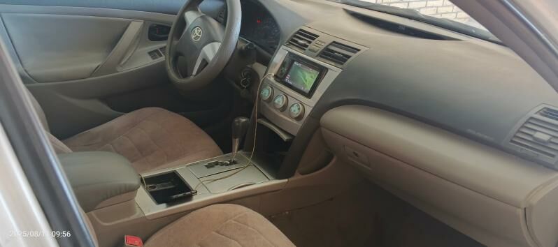 Toyota Camry 2010 - 140 000 TMT - Халач - img 6