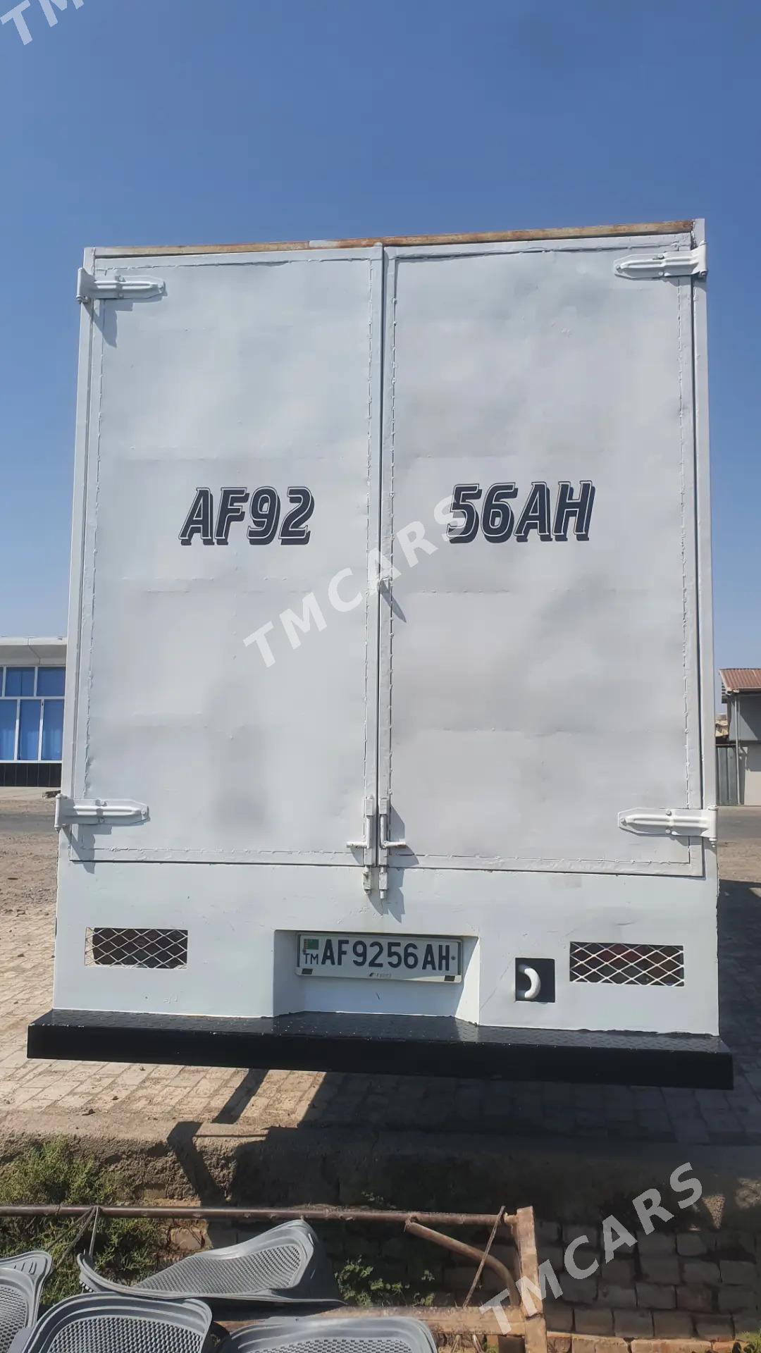 Mitsubishi Canter 2022 - 365 000 TMT - Ёлётен - img 5