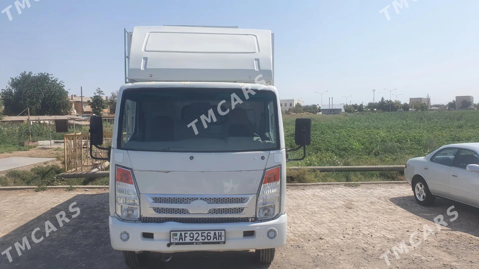 Mitsubishi Canter 2022 - 365 000 TMT - Ёлётен - img 1