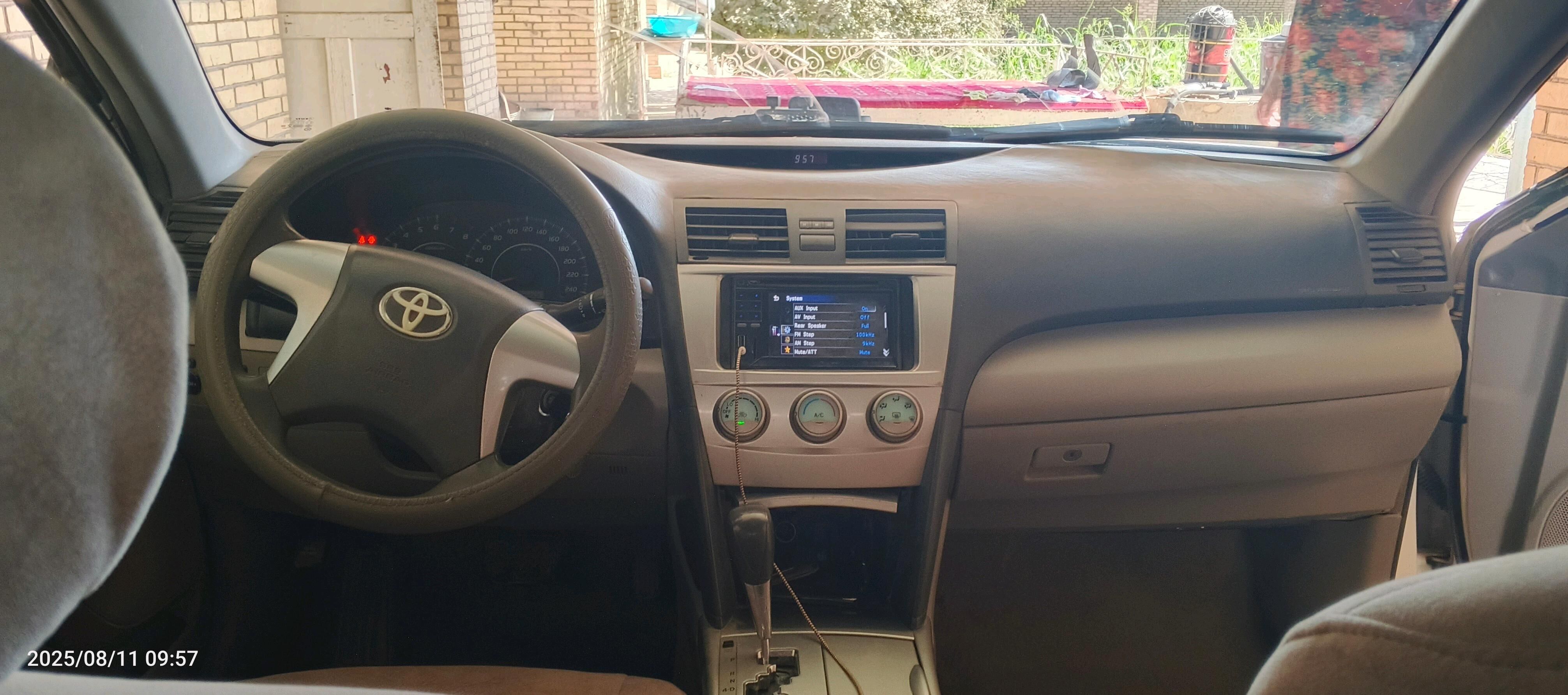Toyota Camry 2010 - 140 000 TMT - Халач - img 8