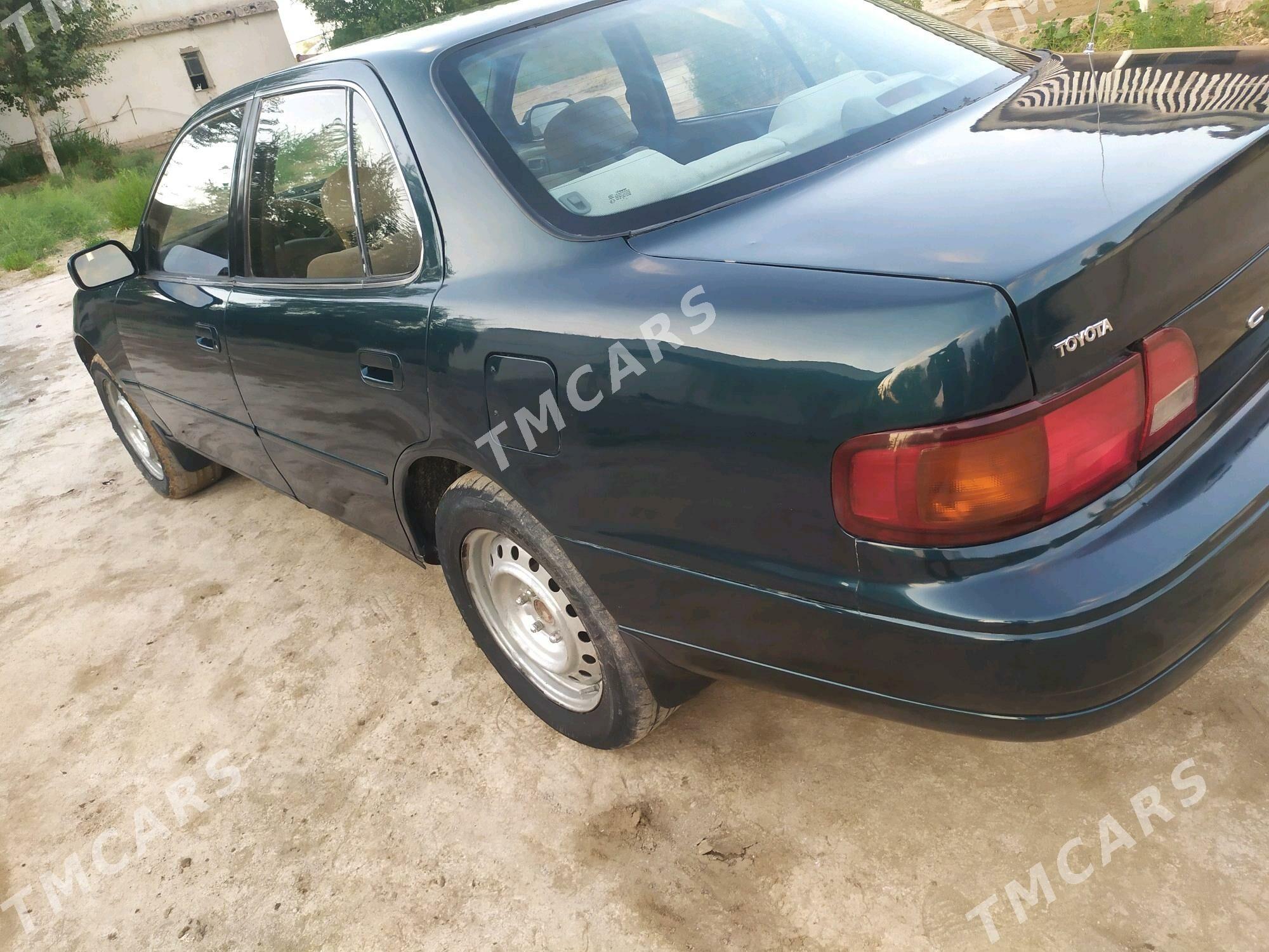 Toyota Camry 1994 - 90 000 TMT - етр. Туркменбаши - img 4