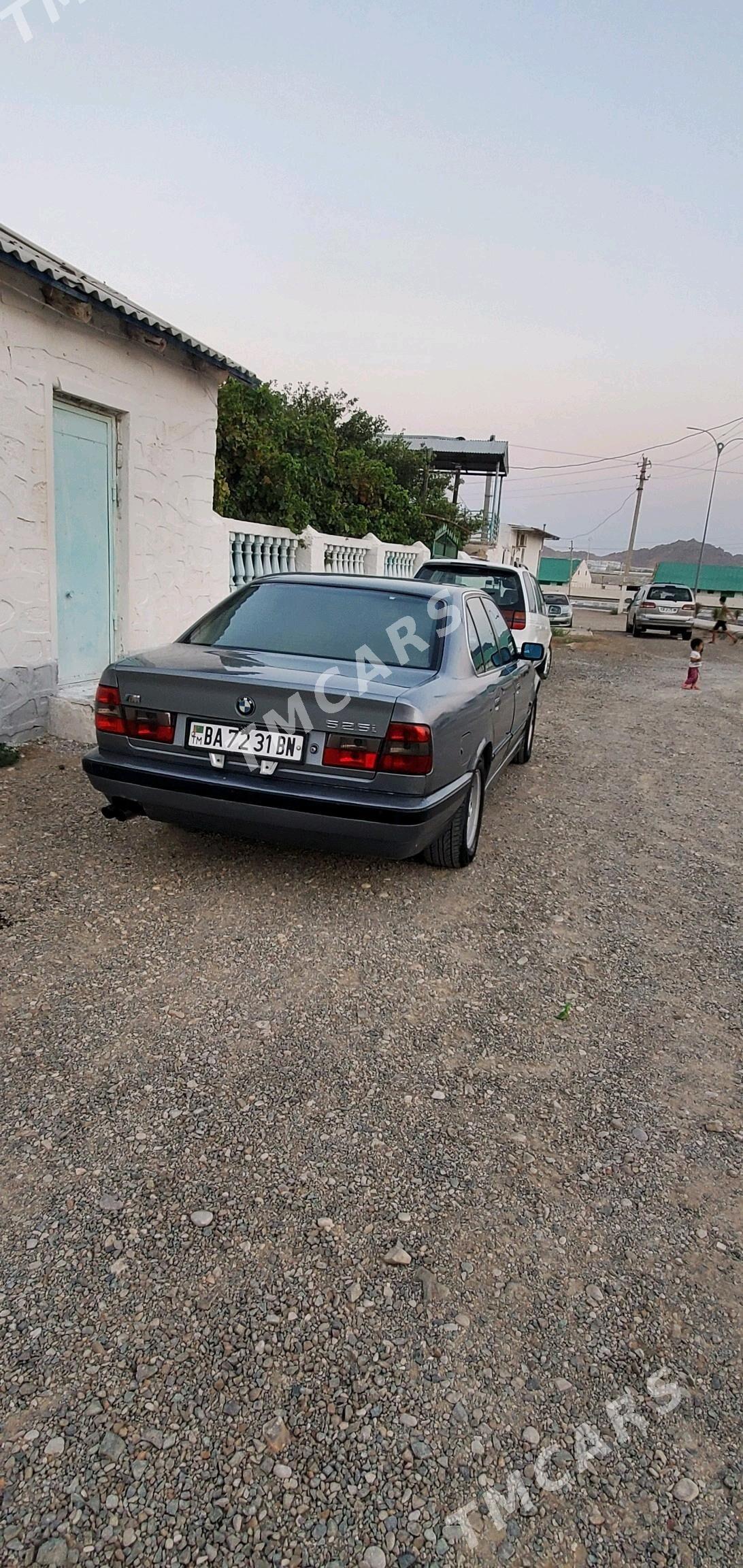 BMW 525 1991 - 60 000 TMT - Türkmenbaşy - img 6