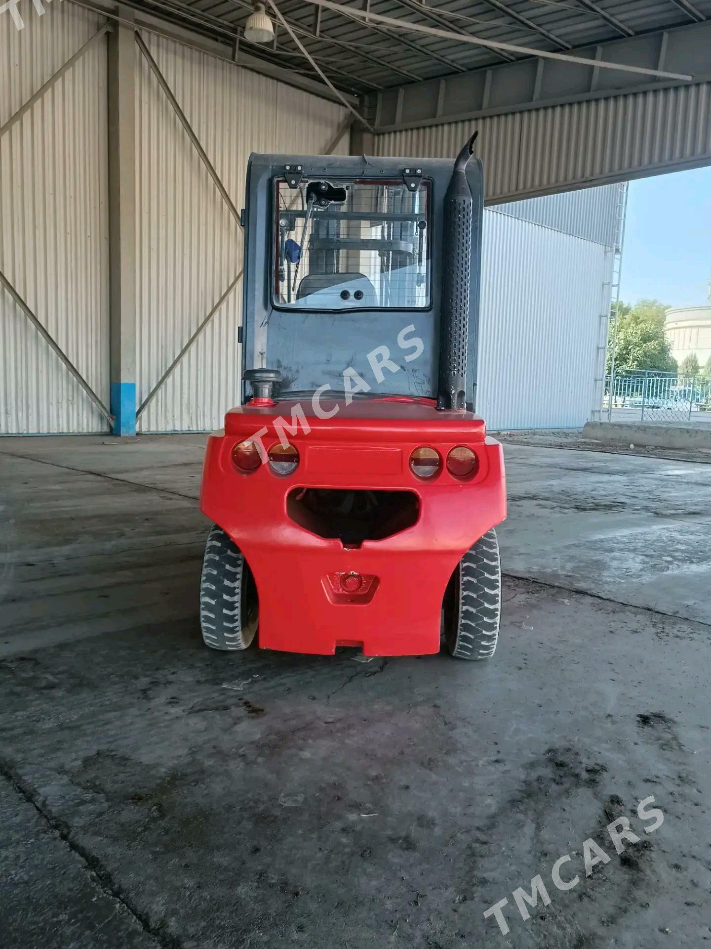 LiuGong Forklift 2009 - 120 000 TMT - Bedew - img 2