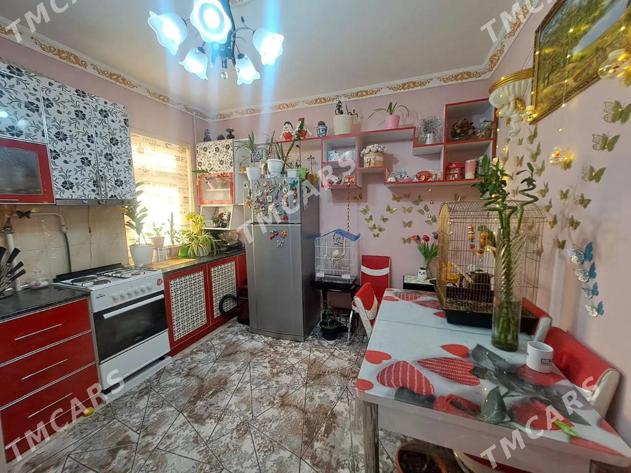Мир 7 4 этаж 2 комнаты - Parahat 7 - img 4