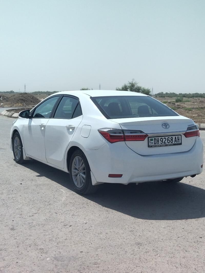 Toyota Corolla 2019 - 205 000 TMT - Aşgabat - img 3
