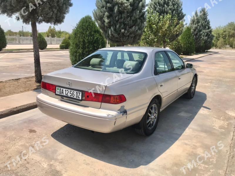 Toyota Camry 2001 - 152 000 TMT - Daşoguz - img 4