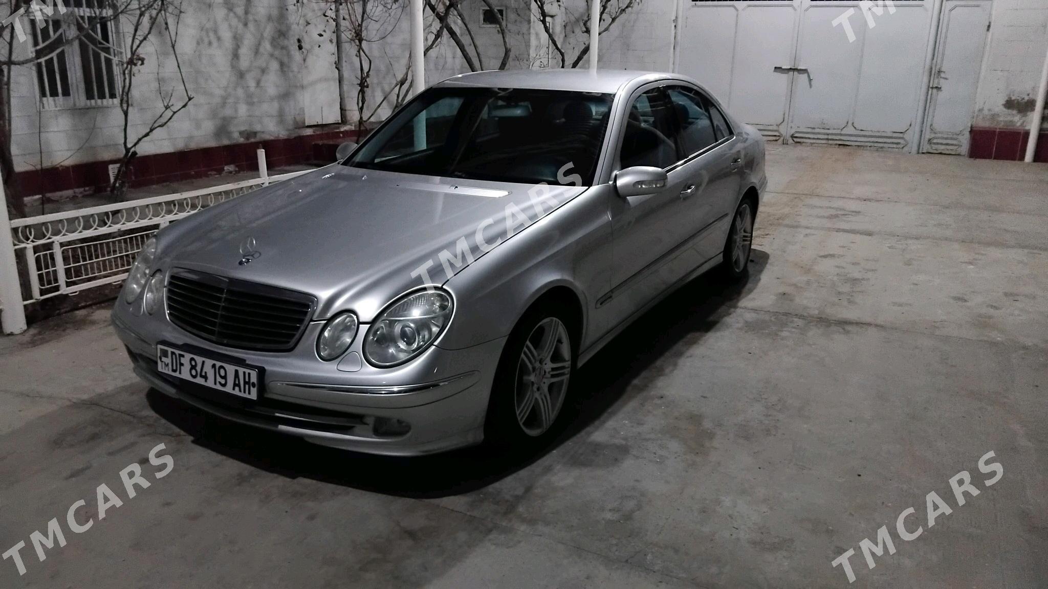 Mercedes-Benz E320 2002 - 120 000 TMT - Теджен - img 4