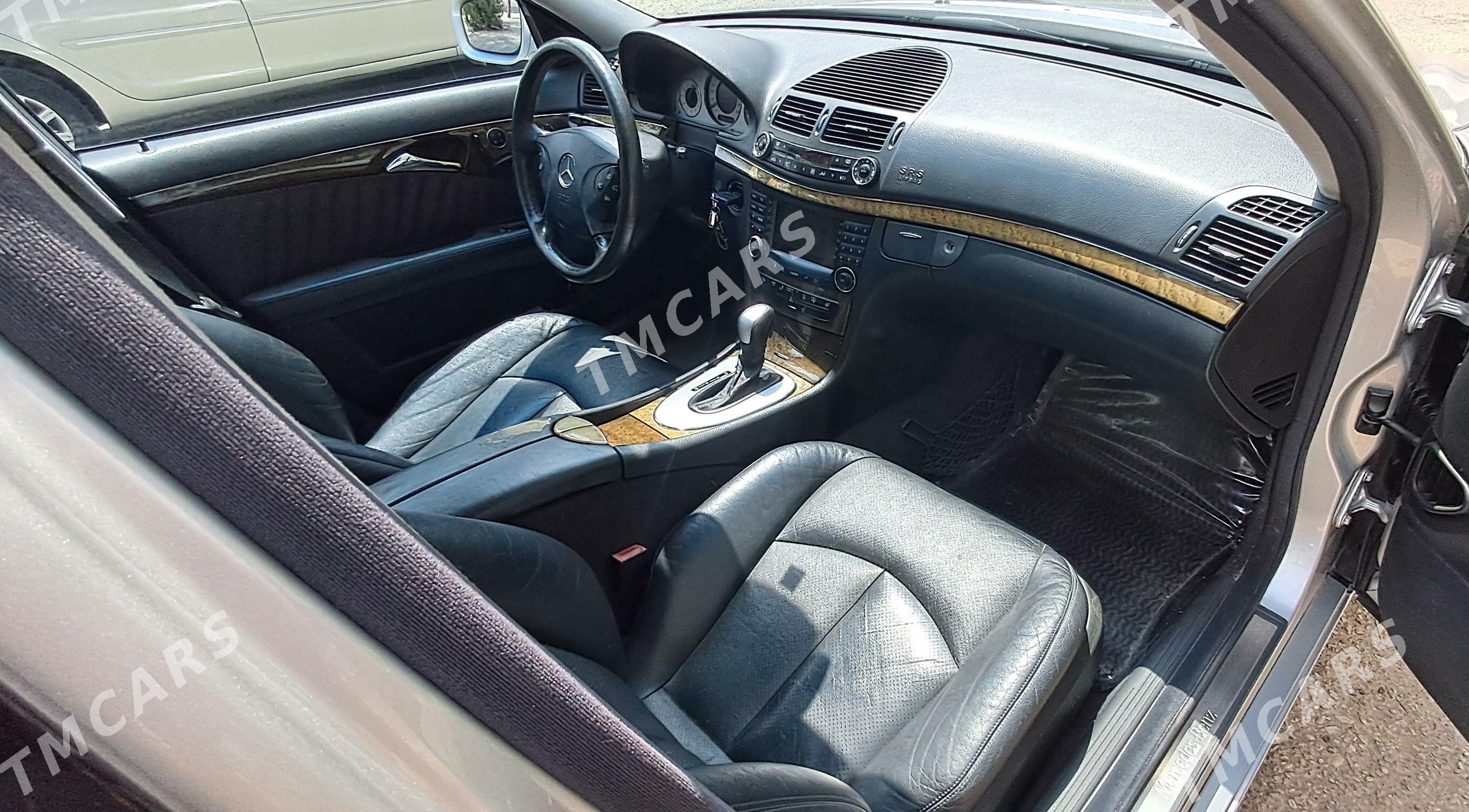 Mercedes-Benz E320 2004 - 145 000 TMT - Балканабат - img 3