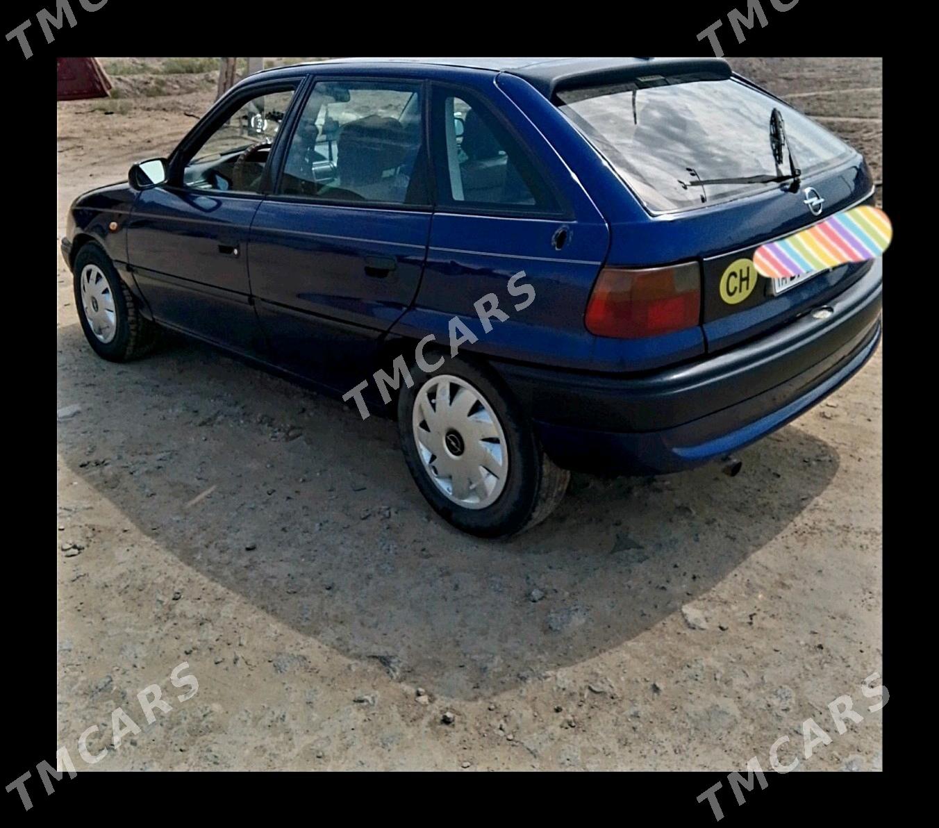 Opel Astra 1996 - 50 000 TMT - Губадаг - img 3