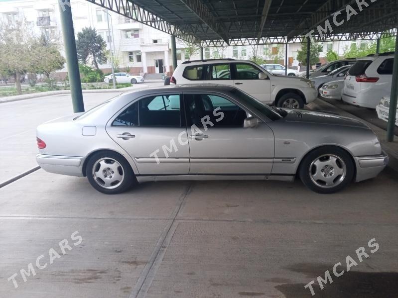 Mercedes-Benz E320 1999 - 100 000 TMT - Aşgabat - img 3