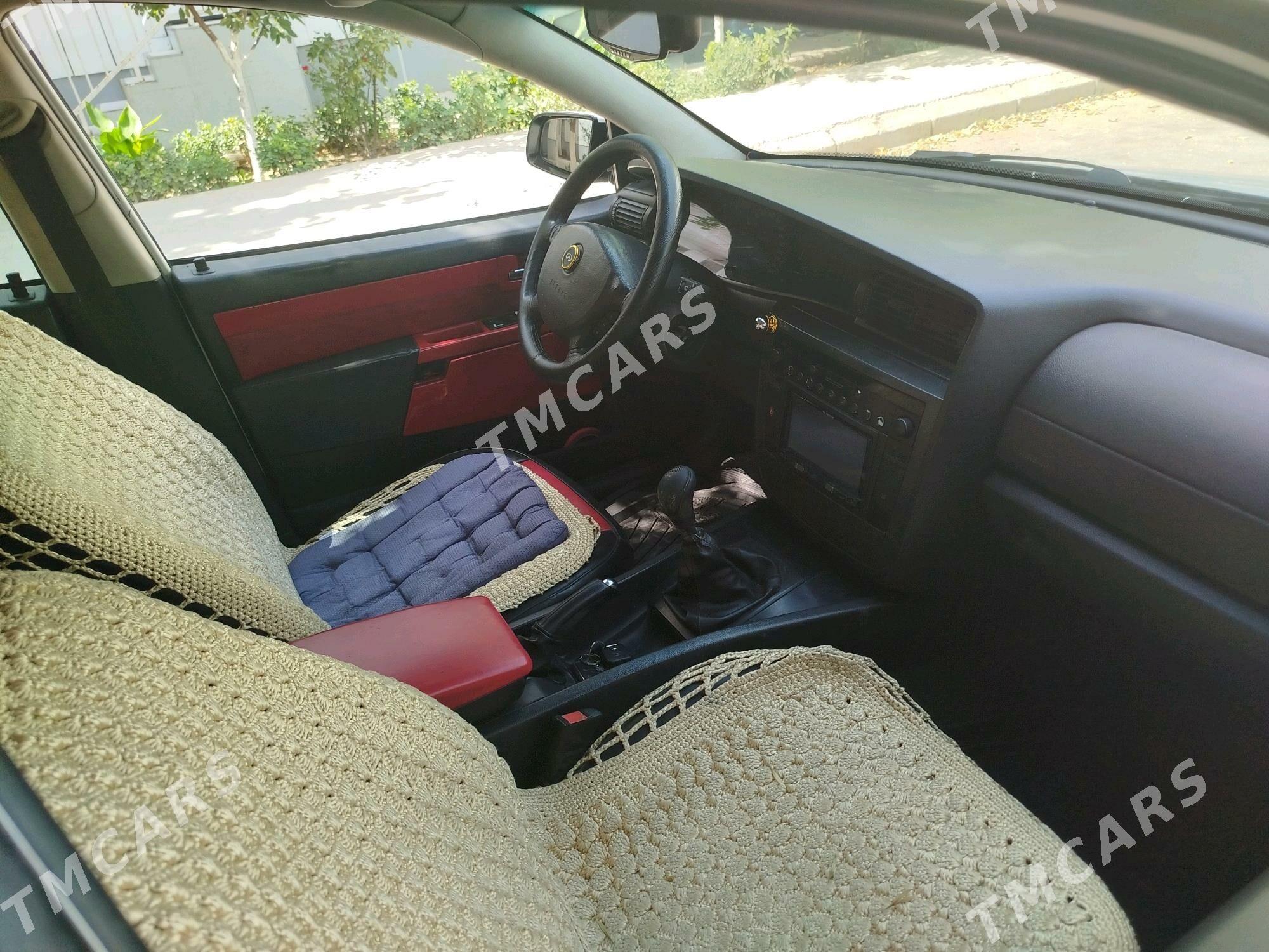 Opel Omega 2001 - 65 000 TMT - Aşgabat - img 4