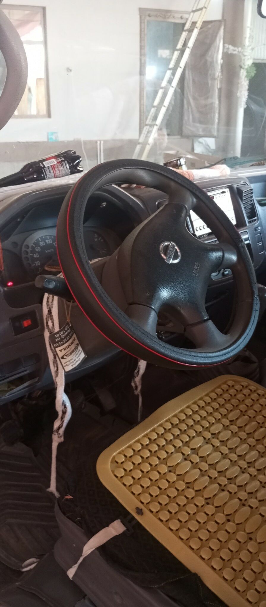 Nissan Urvan 2002 - 120 000 TMT - Мары - img 5