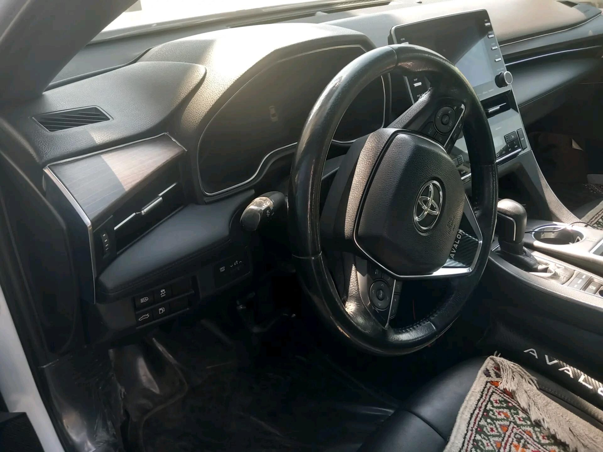 Toyota Avalon 2018 - 400 000 TMT - Мары - img 5
