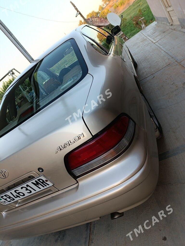 Toyota Avalon 1997 - 130 000 TMT - Ýolöten - img 3
