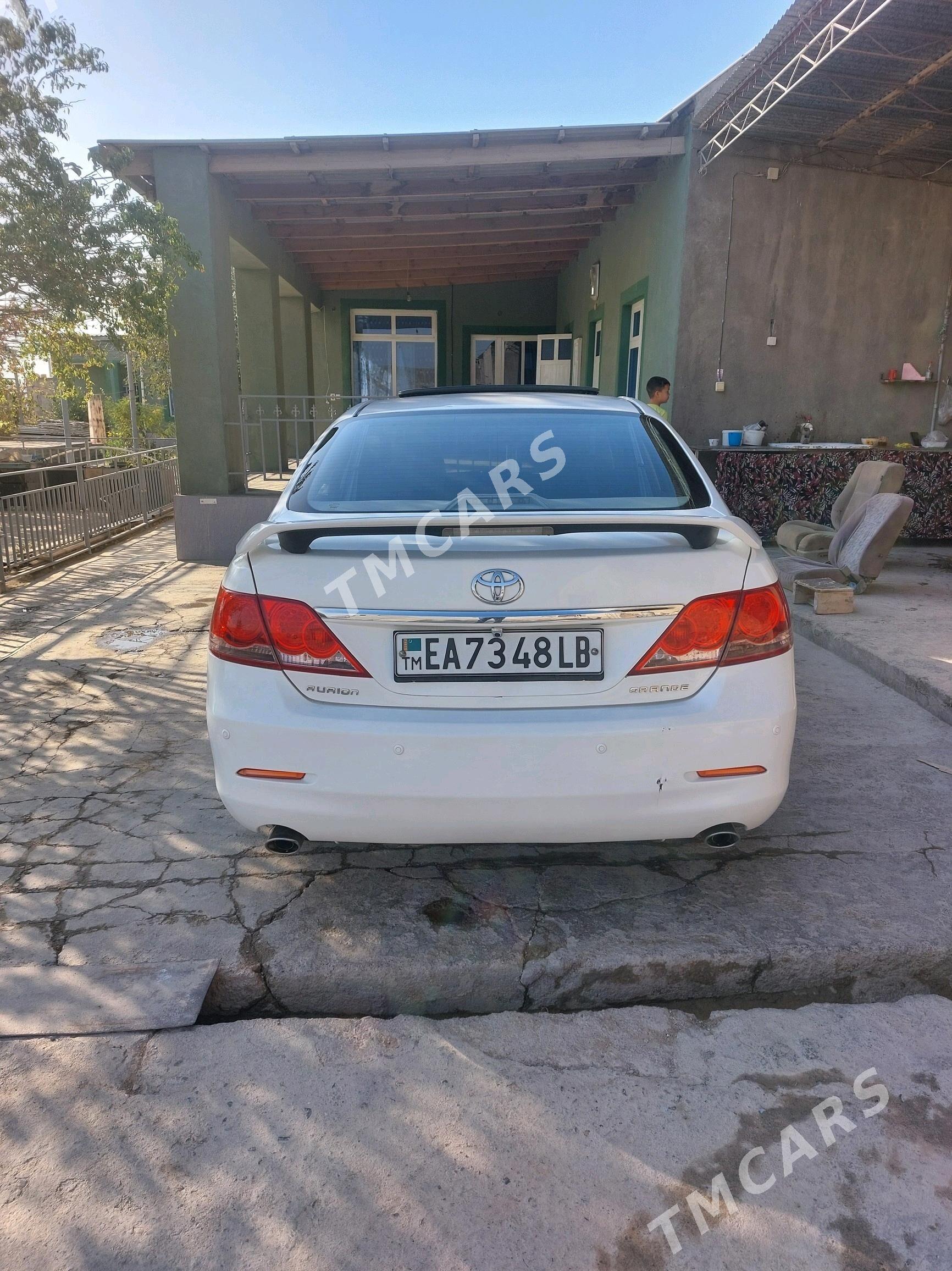 Toyota Aurion 2009 - 205 000 TMT - Magdanly - img 6