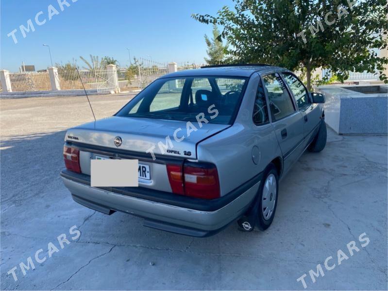 Opel Vectra 1992 - 26 000 TMT - Мургап - img 4