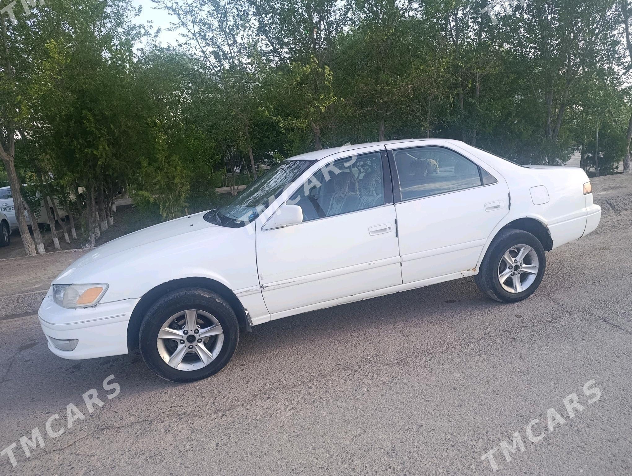 Toyota Camry 1998 - 98 000 TMT - Daşoguz - img 2