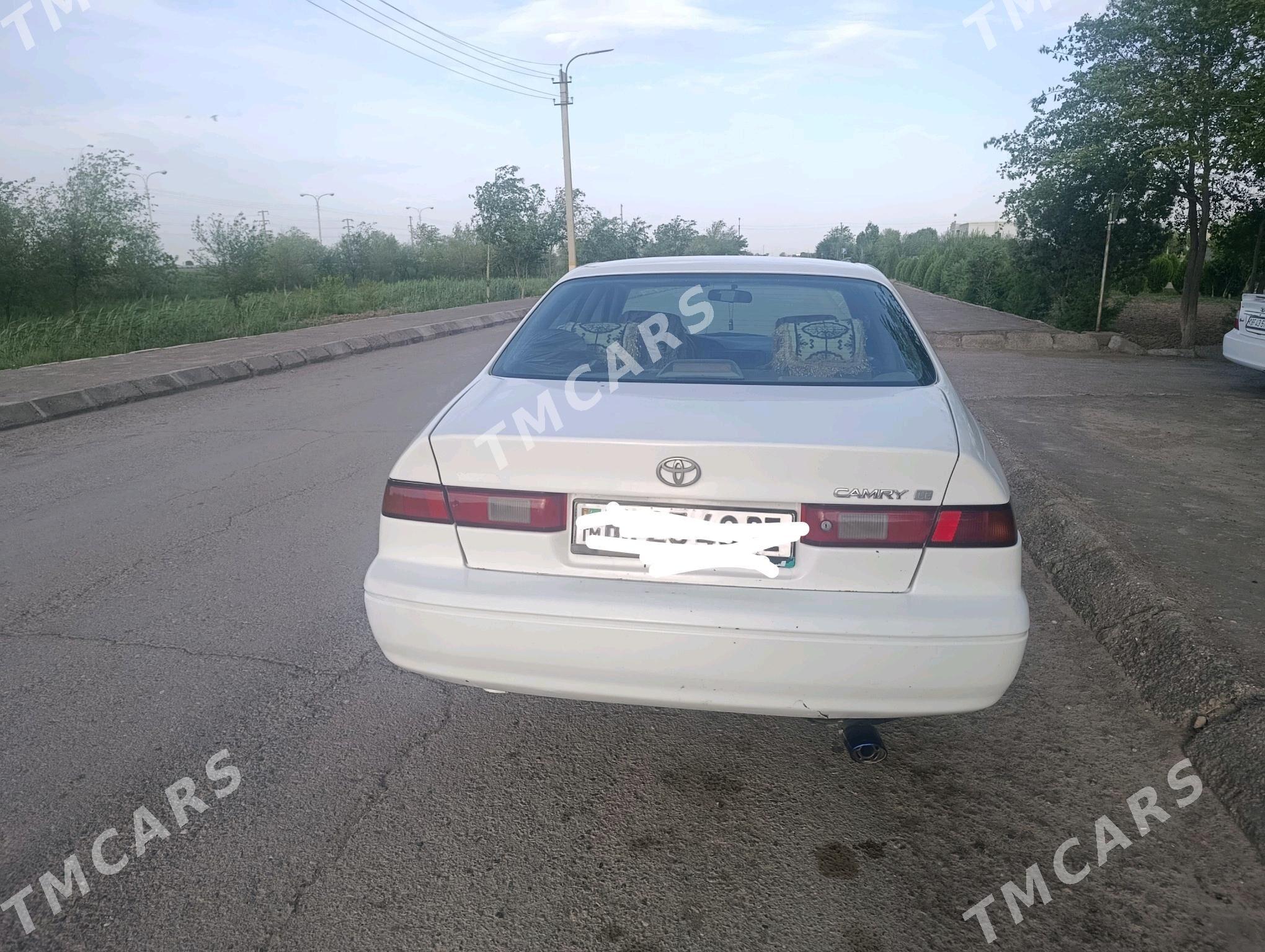 Toyota Camry 1998 - 98 000 TMT - Daşoguz - img 5