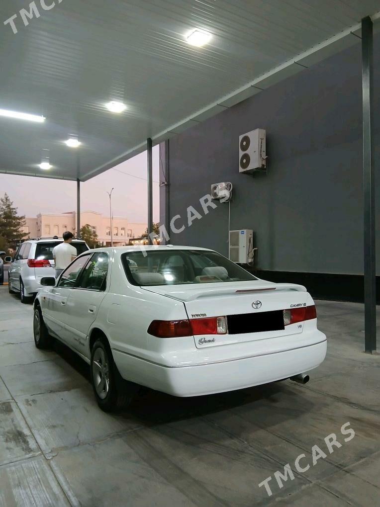 Toyota Camry 2001 - 140 000 TMT - Мары - img 7