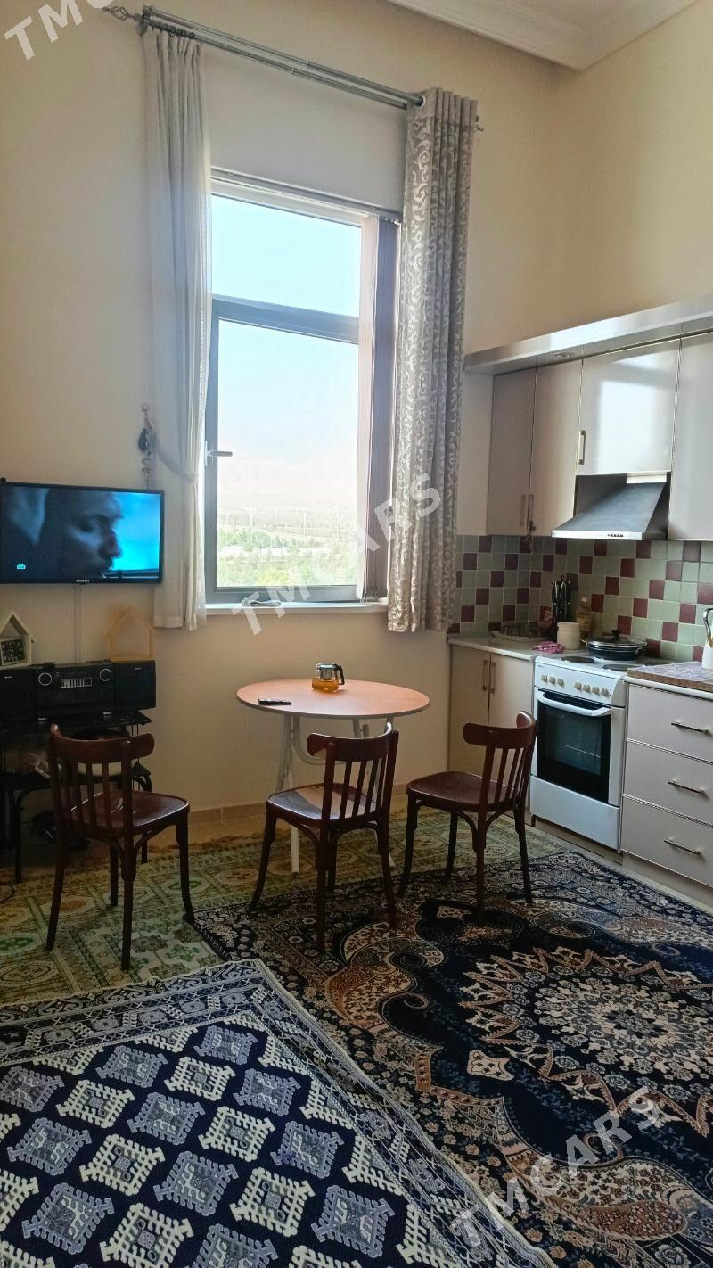 podwoyskaya 12/4et 3kom 112000 - Aşgabat - img 10