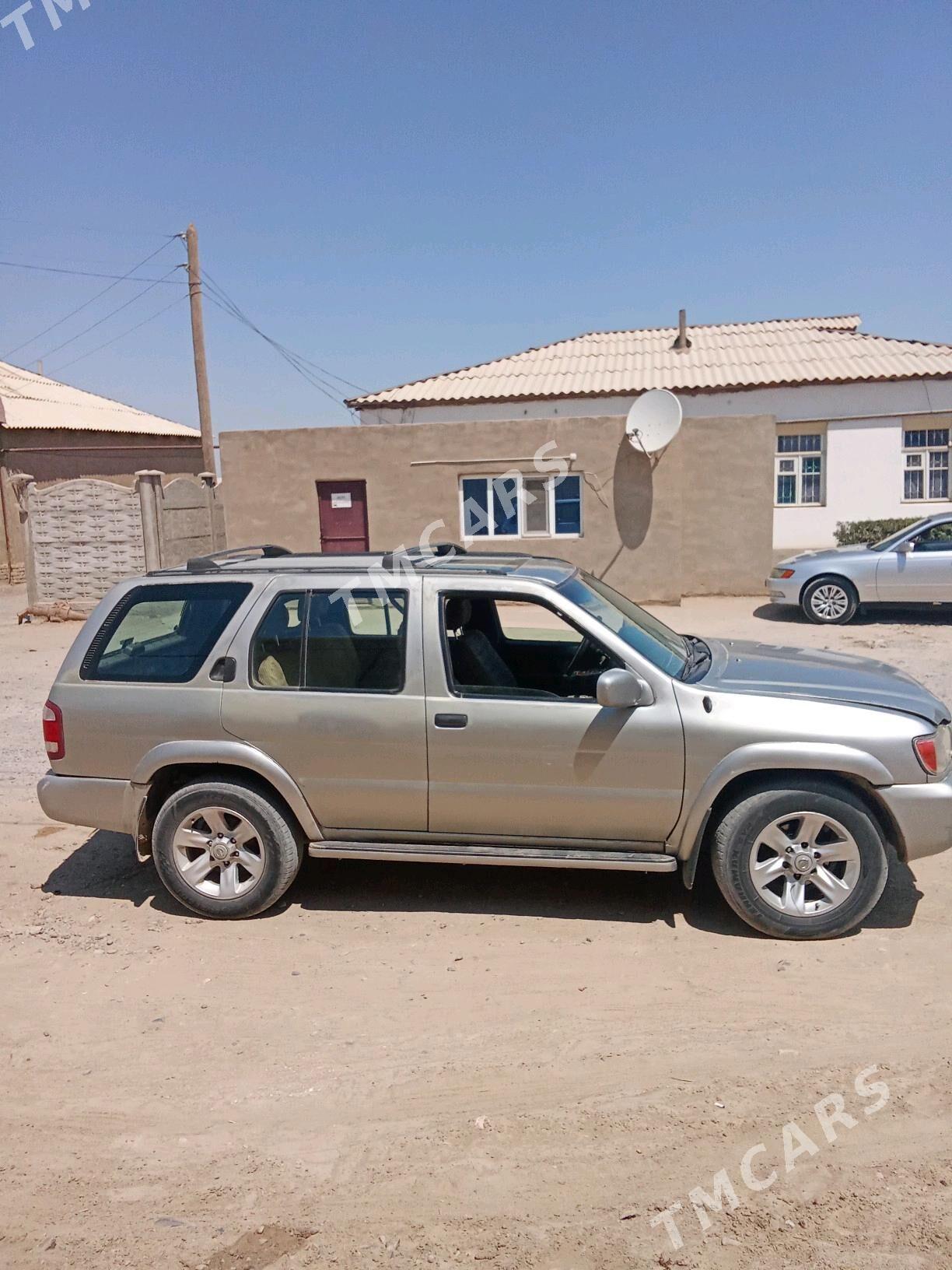 Nissan NV3500 2001 - 50 000 TMT - Murgap - img 2