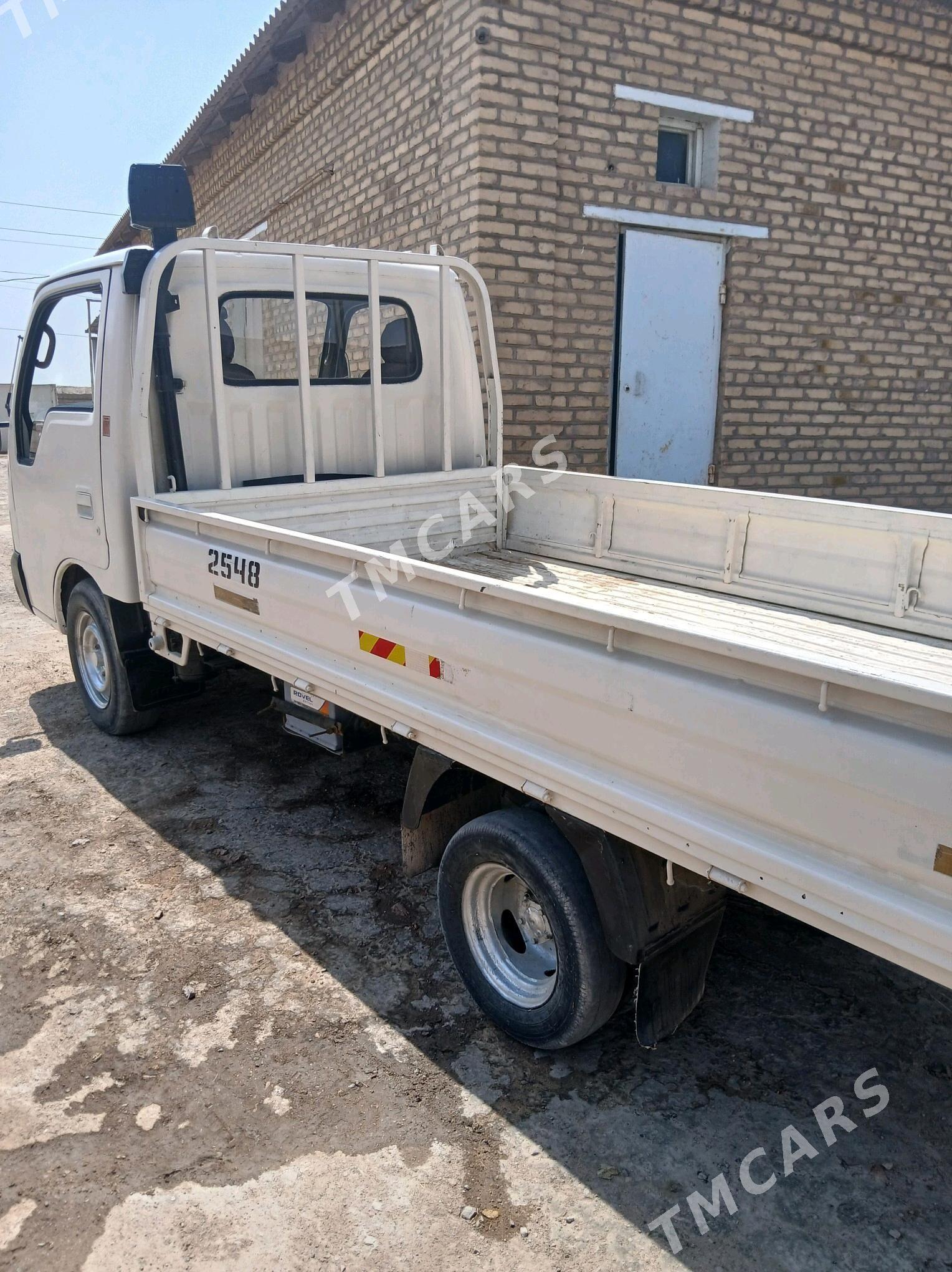 Kia Bongo 2003 - 110 000 TMT - Гороглы (Тагта) - img 5
