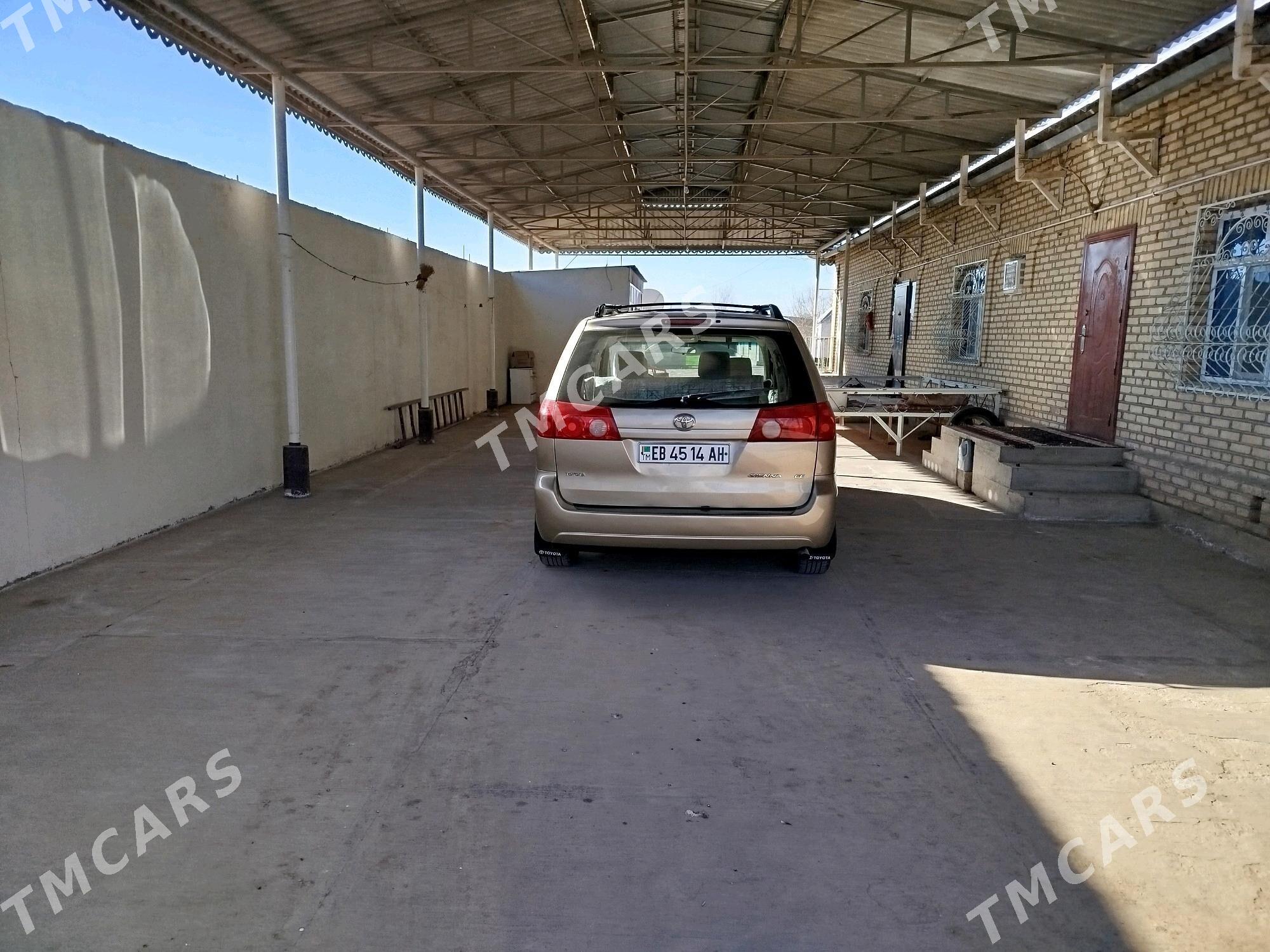 Toyota Sienna 2008 - 205 000 TMT - Tejen - img 7