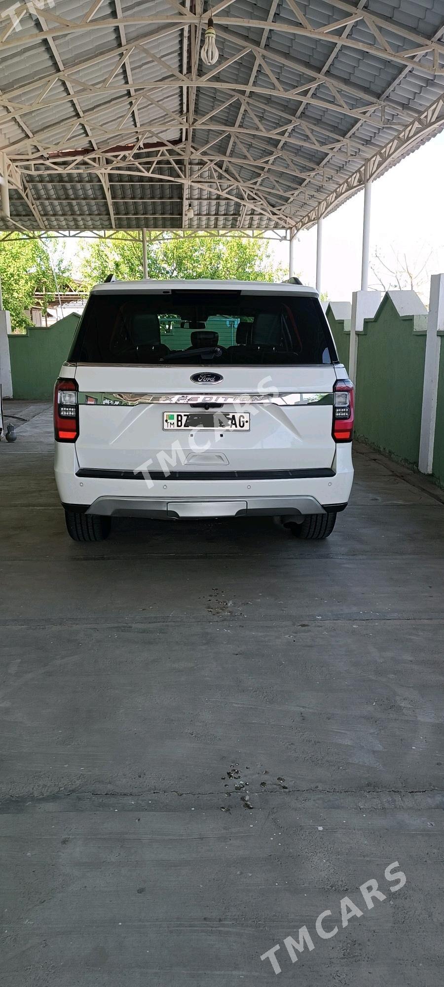 Ford Expedition 2018 - 440 000 TMT - Aşgabat - img 4