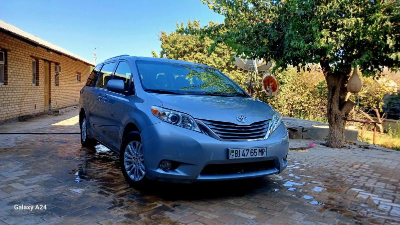Toyota Sienna 2015 - 360 000 TMT - Baýramaly - img 5
