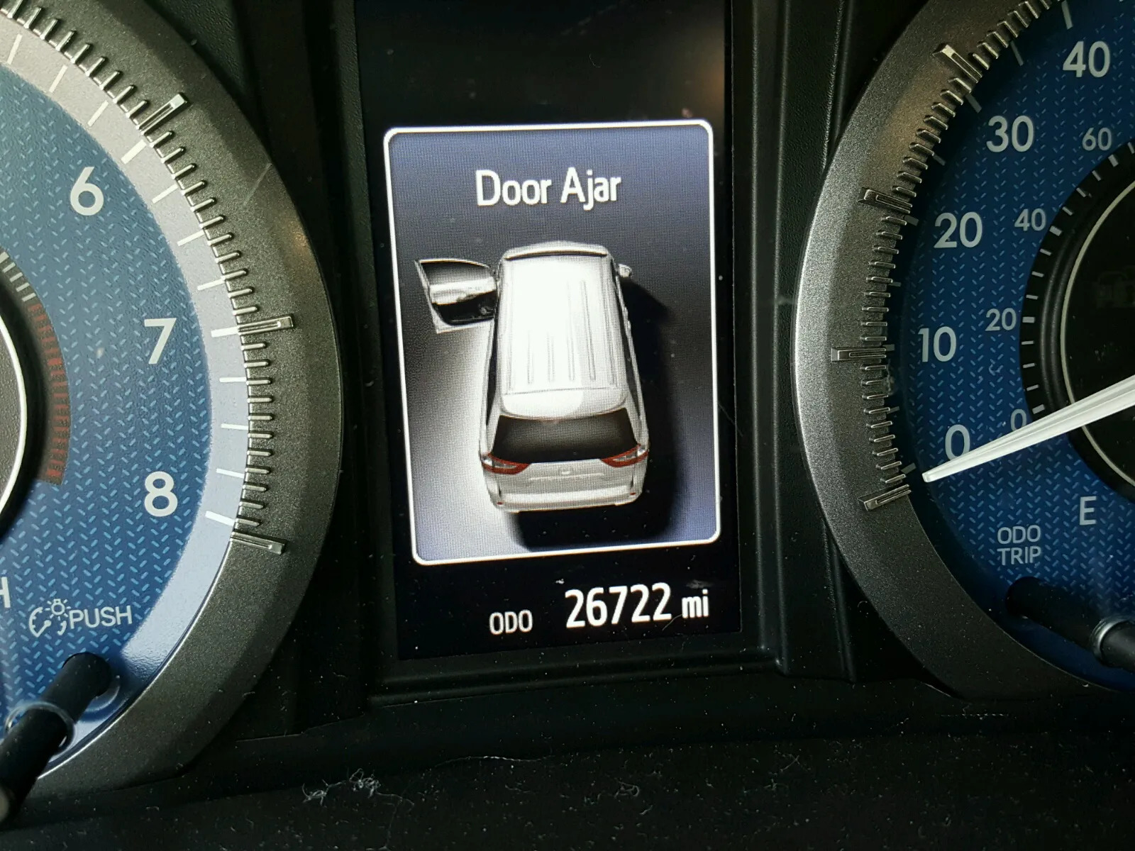 Toyota Sienna 2015 - 360 000 TMT - Baýramaly - img 10