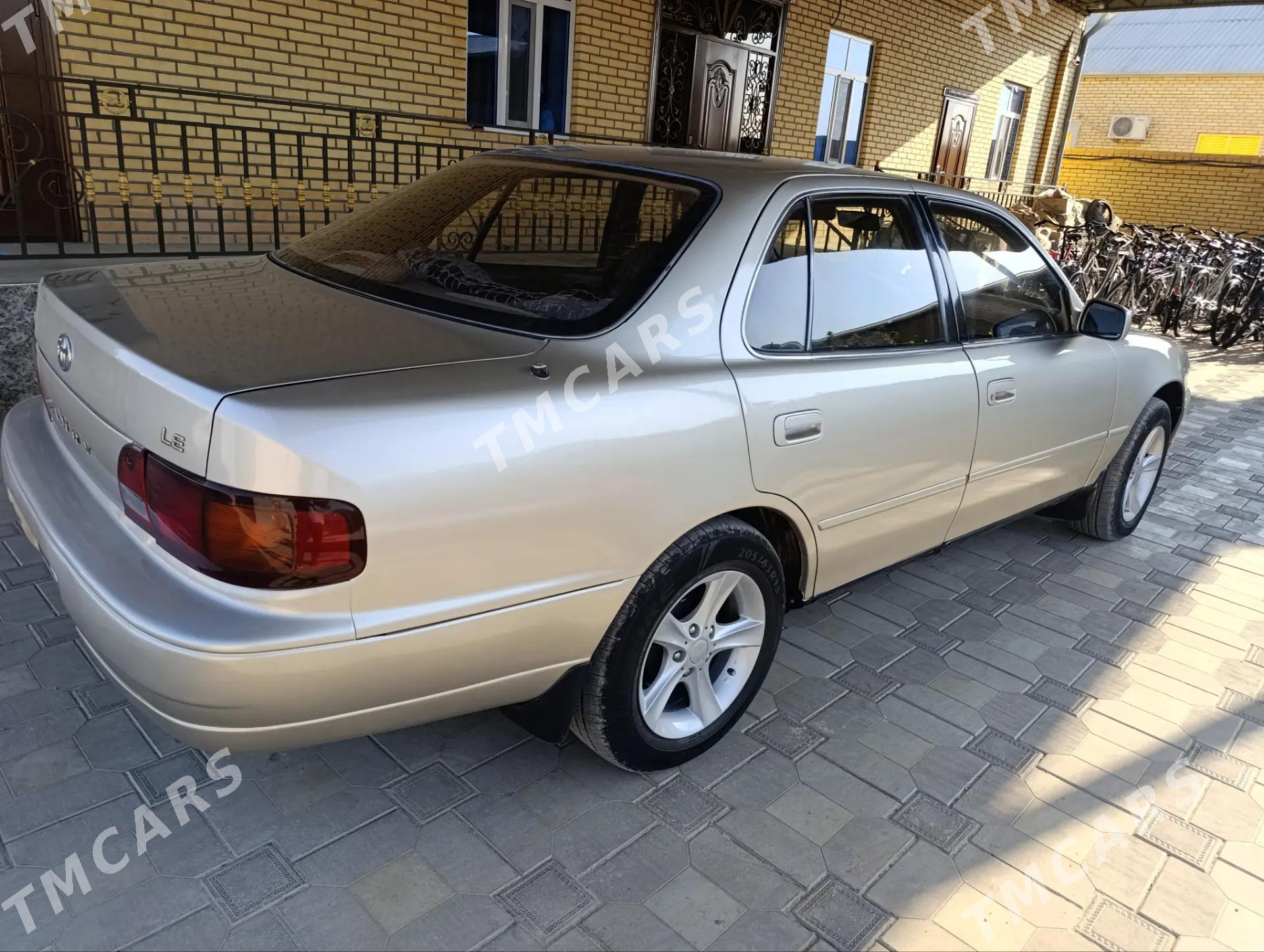 Toyota Camry 1995 - 100 000 TMT - Wekilbazar - img 4