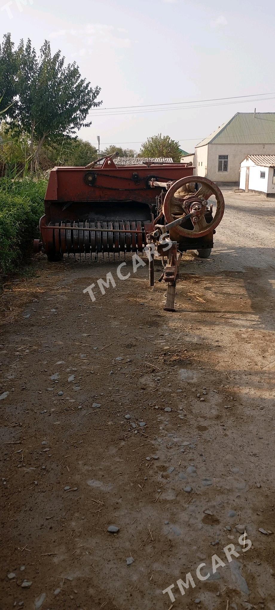 MTZ 80 1988 - 150 000 TMT - Ak bugdaý etraby - img 3