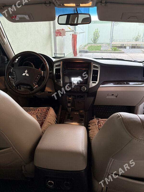 Mitsubishi Pajero 2014 - 300 000 TMT - Ашхабад - img 6
