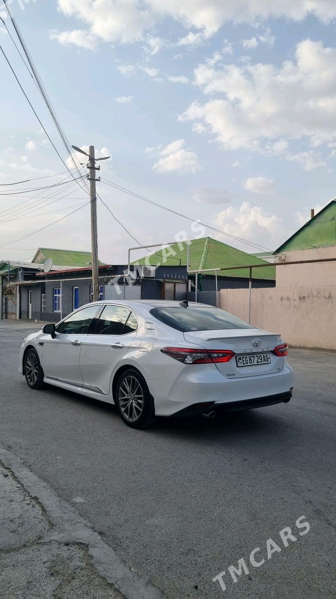 Toyota Camry 2022 - 370 000 TMT - Гуртли - img 10