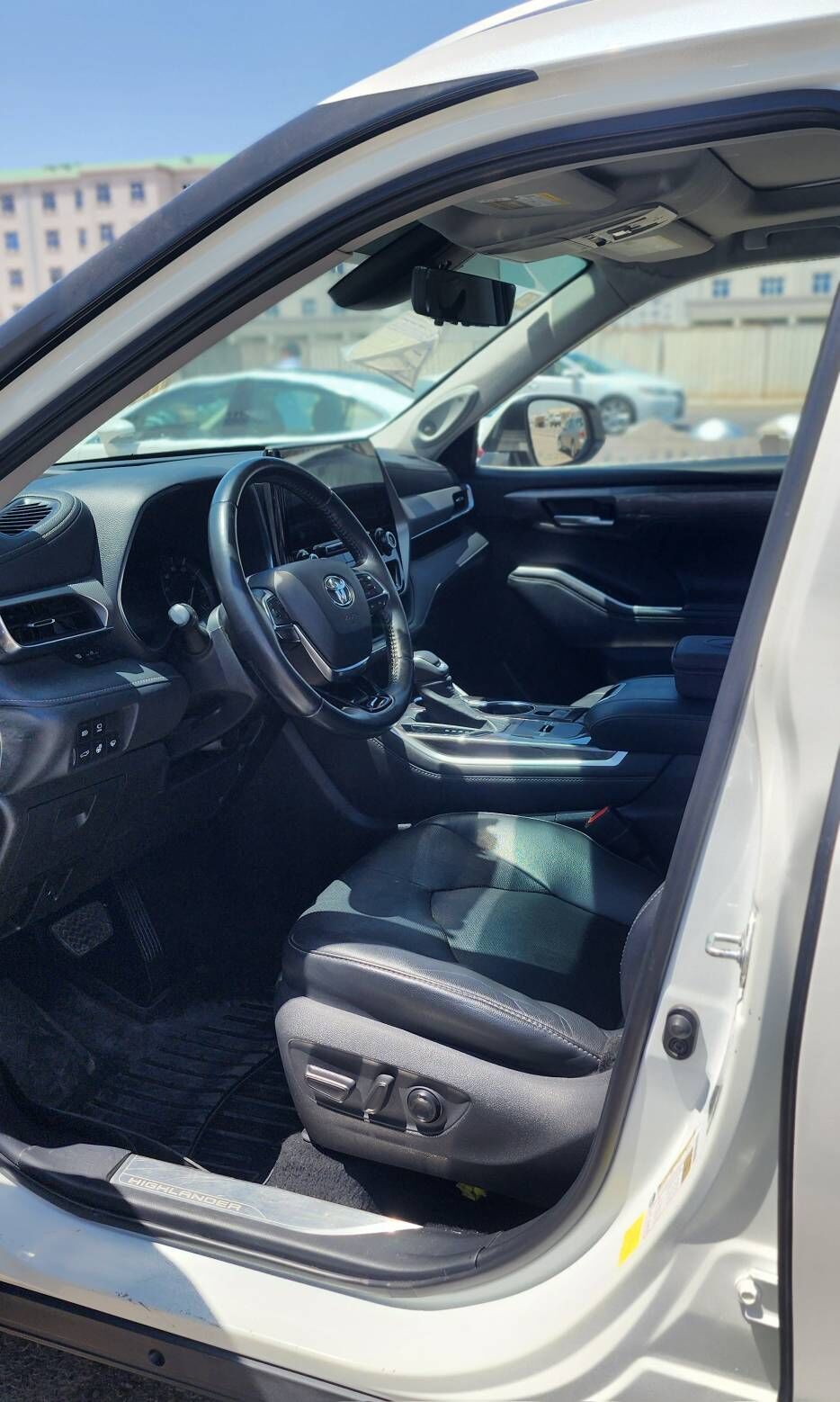 Toyota Highlander 2021 - 600 000 TMT - Мары - img 3