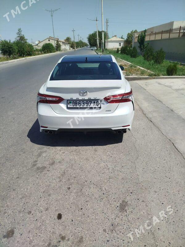 Toyota Camry 2020 - 400 000 TMT - Мир 8 - img 3