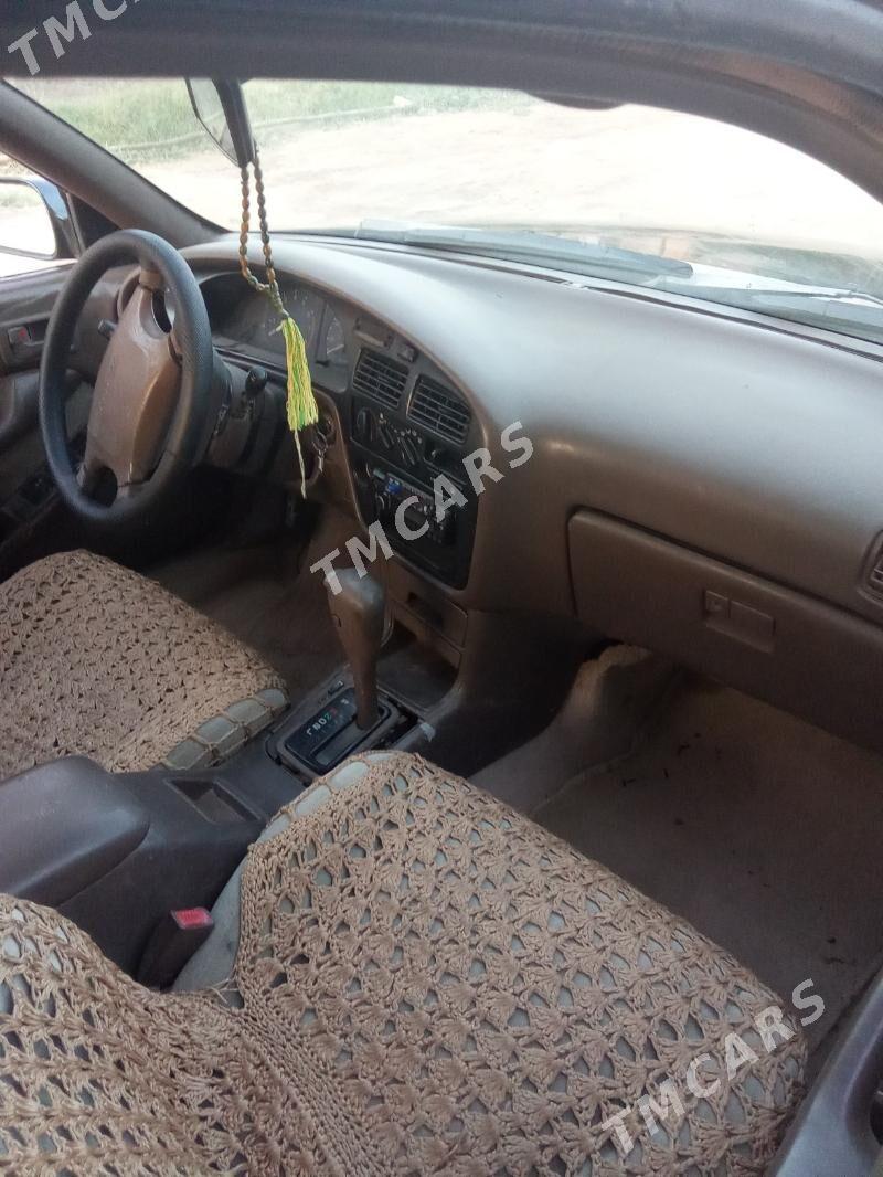 Toyota Camry 1993 - 80 000 TMT - Гурбансолтан Едже - img 5
