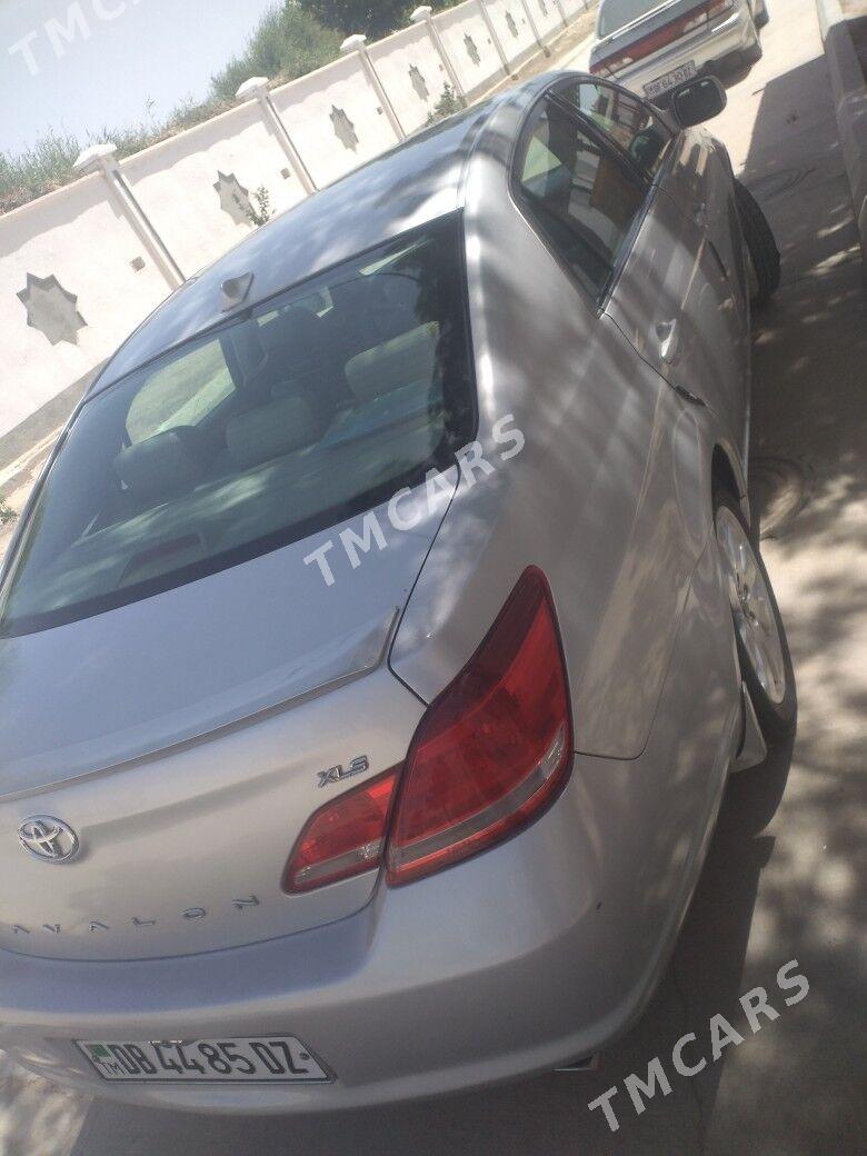 Toyota Avalon 2007 - 175 000 TMT - Тагтабазар - img 3