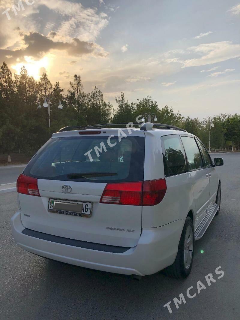 Toyota Sienna 2003 - 260 000 TMT - Aşgabat - img 3