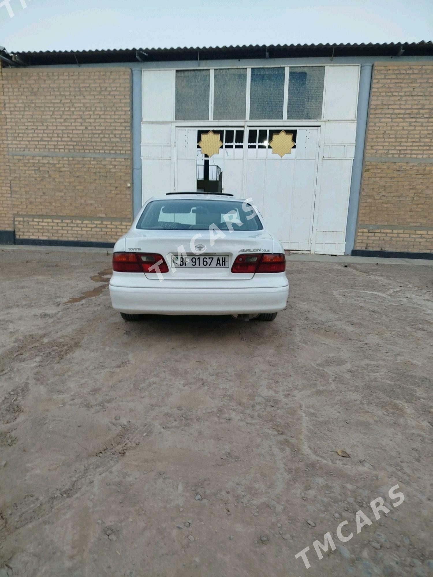 Toyota Avalon 1999 - 110 000 TMT - Babadaýhan - img 3