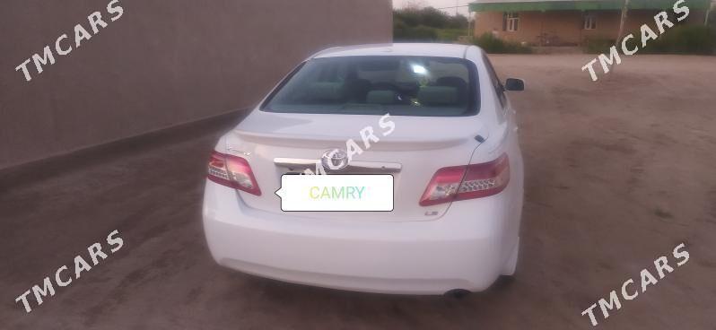 Toyota Camry 2011 - 210 000 TMT - Daşoguz - img 3