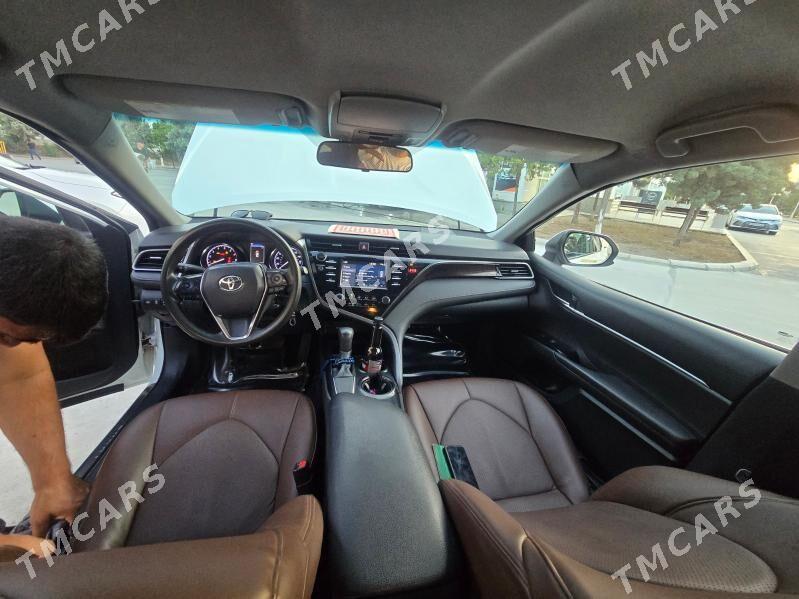 Toyota Camry 2020 - 290 000 TMT - Aşgabat - img 8