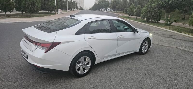 Hyundai Elantra 2021 - 265 000 TMT - Aşgabat - img 8