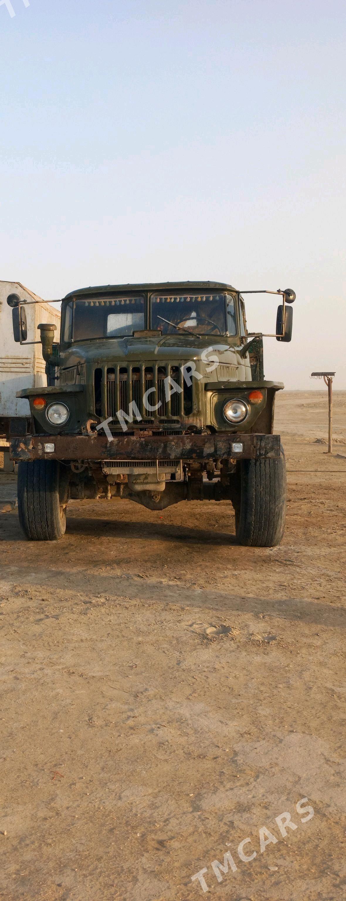 Ural 4320 1980 - 90 000 TMT - Etrek - img 2