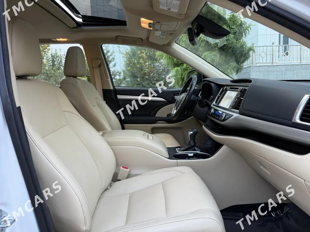 Toyota Highlander 2018 - 492 500 TMT - Aşgabat - img 9