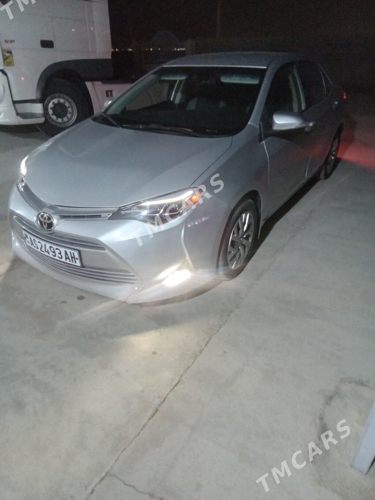 Toyota Corolla 2018 - 175 000 TMT - Aşgabat - img 2