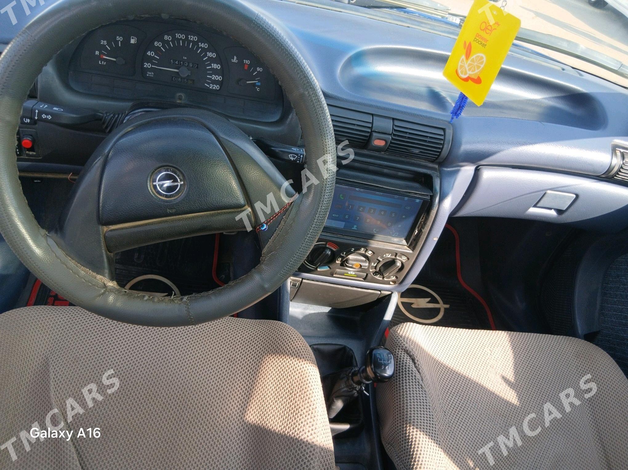 Opel Astra 1992 - 34 000 TMT - Шабатский этрап - img 6